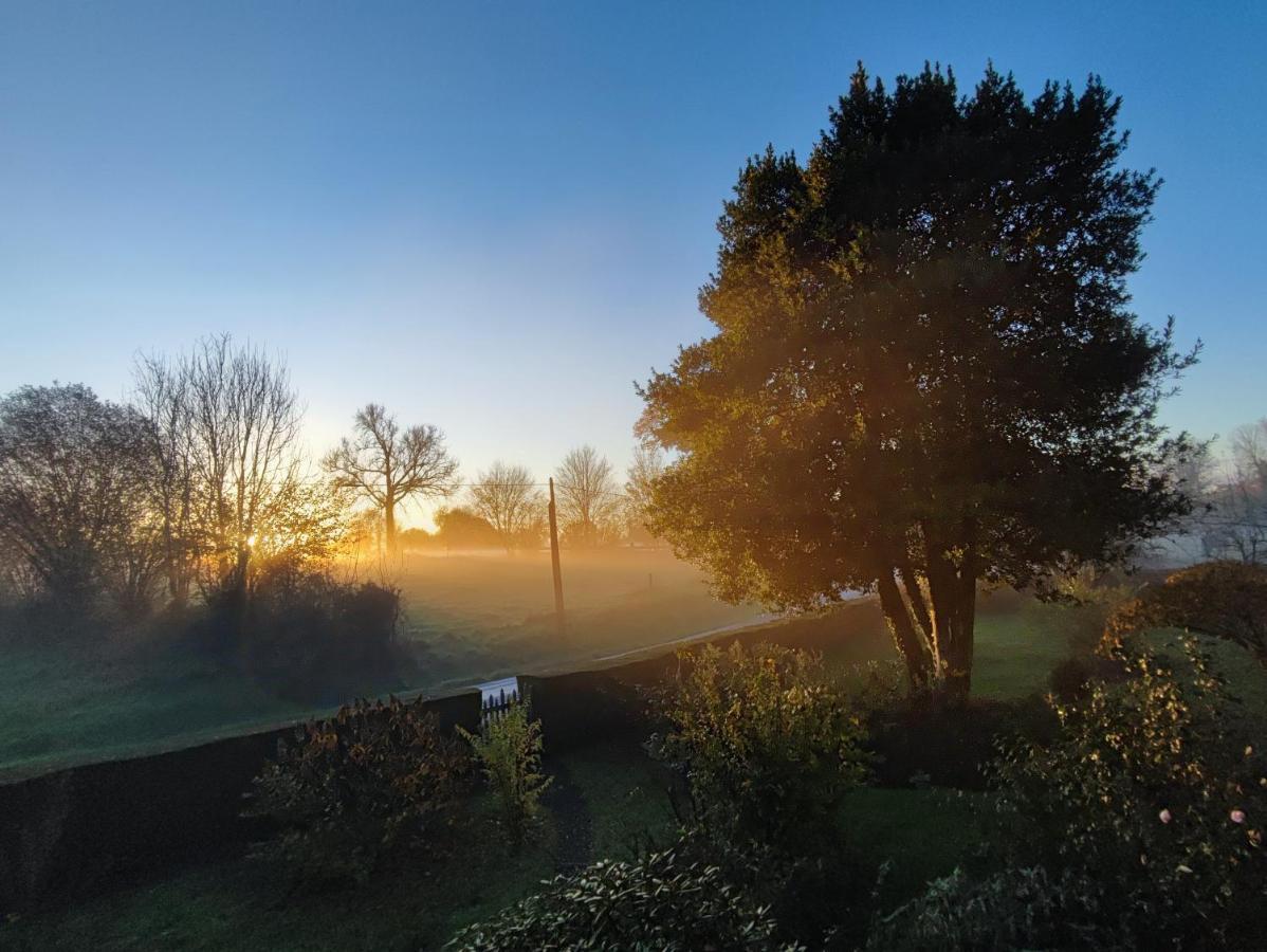 Bed and Breakfast Chez Stephanie Et Sylvain Le Mesnil-Villeman Exterior foto